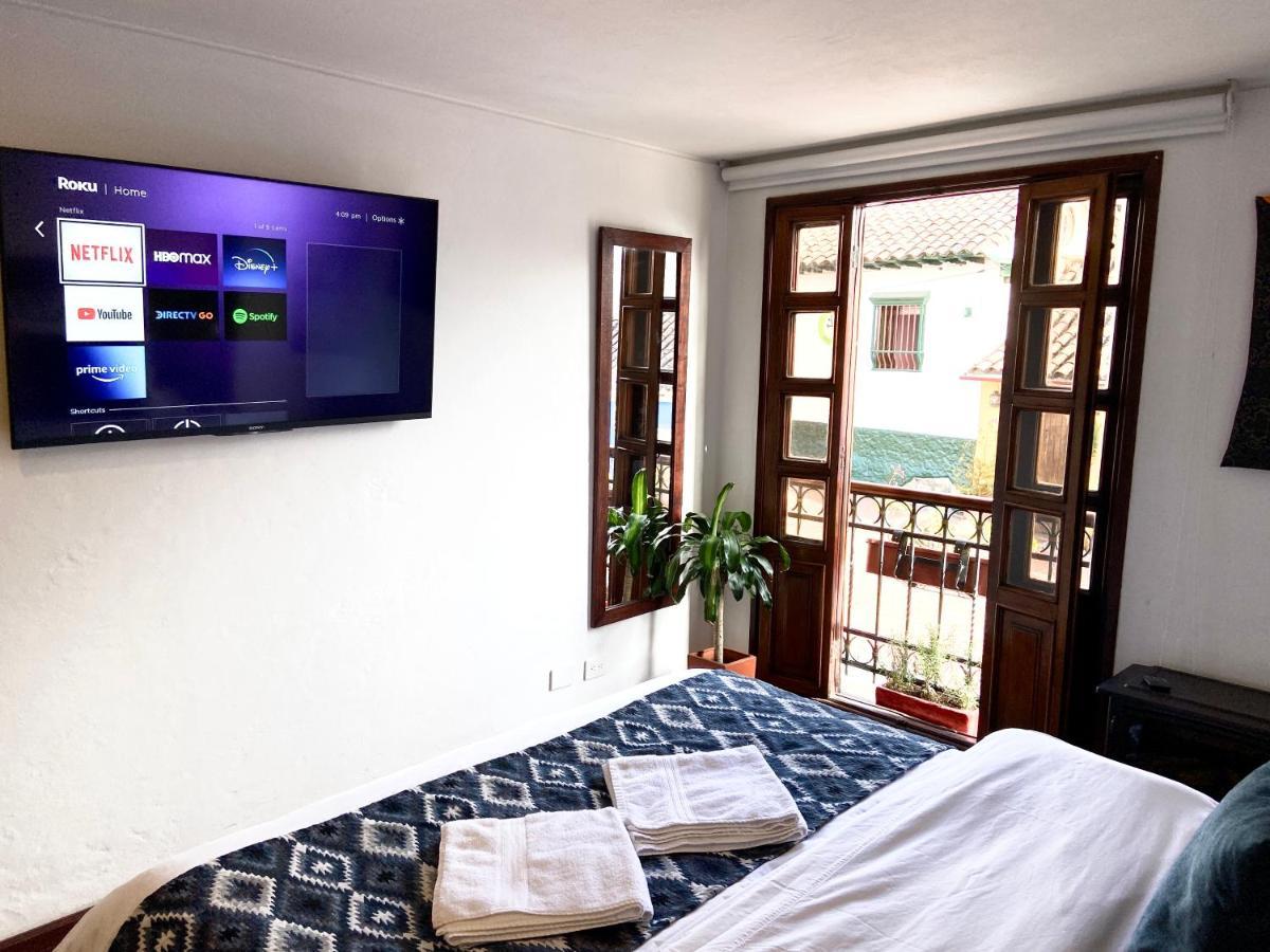 Xia Xue House La Candelaria - Bogota 360 City View Eksteriør billede